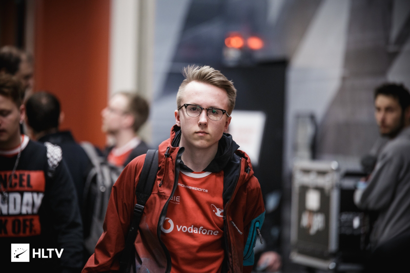 【赛后战报】经典LGD式高开低走，BLG有惊无险横扫对手