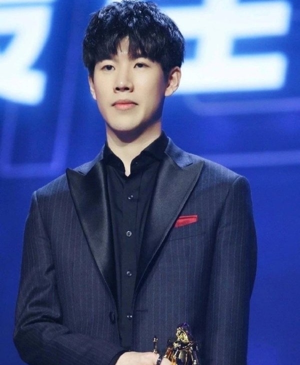 正经游戏这一年：吃鸡还这么火？最顶级皮肤价值上万块！创始人重返亿万富豪行列！