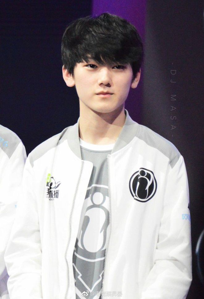 Jackinho 宣布重返职业赛场