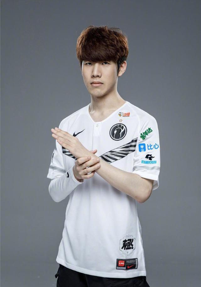 里程碑：Xiaohu达成LPL 5000助攻成就