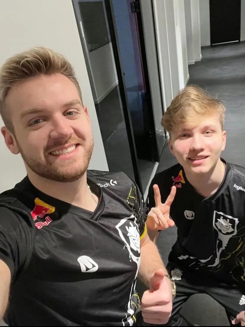 2025全球总决赛：瑞士阶段第一天开幕，观众人数下降